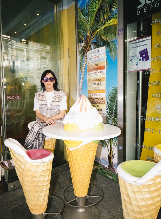 EVA KARL FALTERMEIER